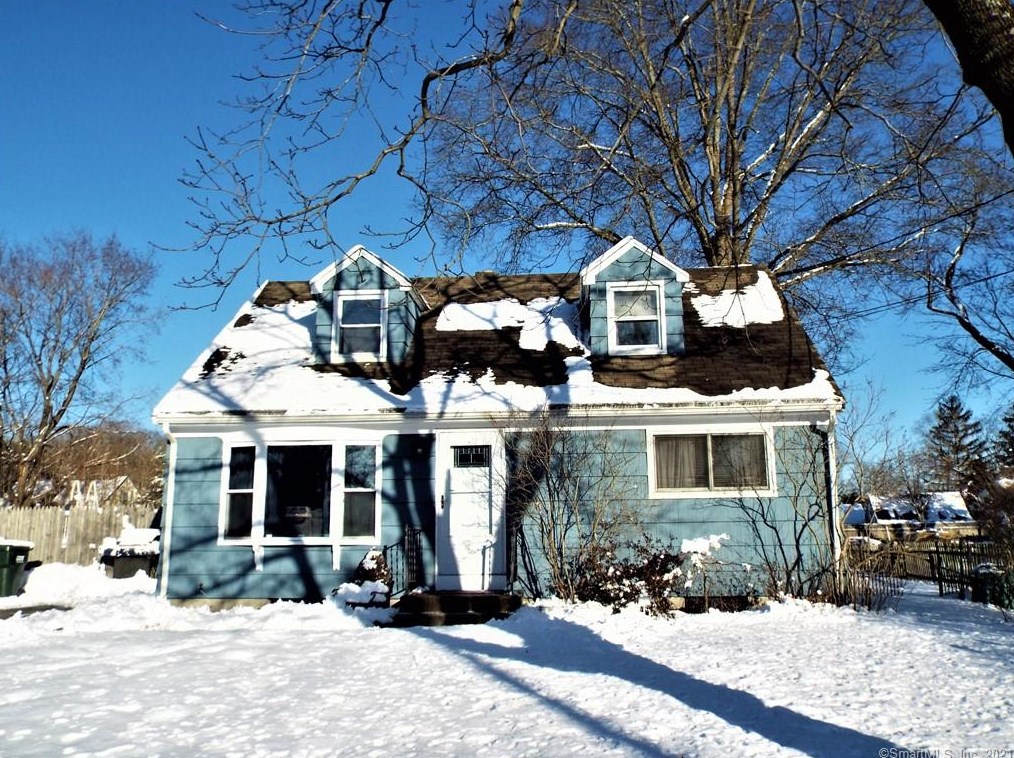 7 Cedar Dr, North Stonington, CT 06359-1602
