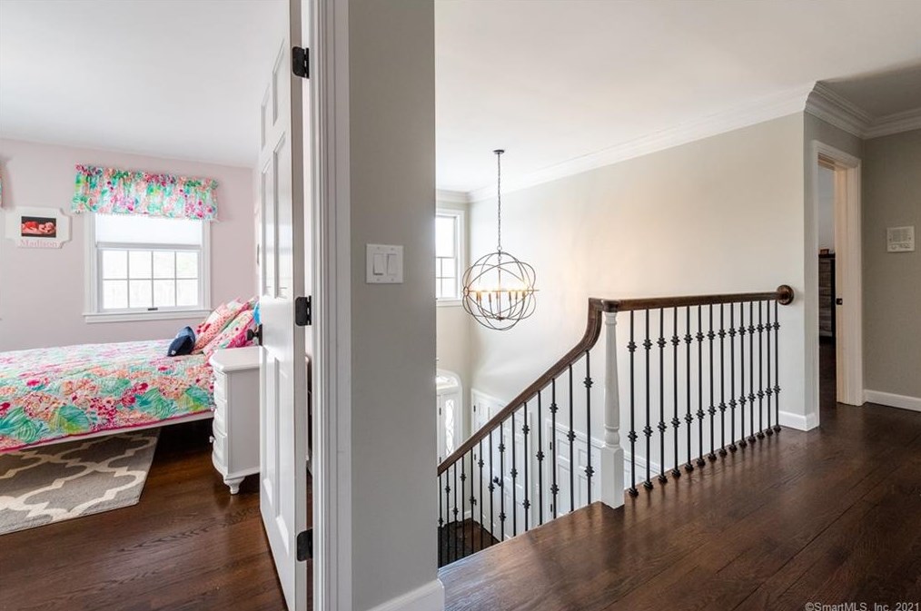 20 Hidden Springs Rd, Madison CT 06443-1670 exterior