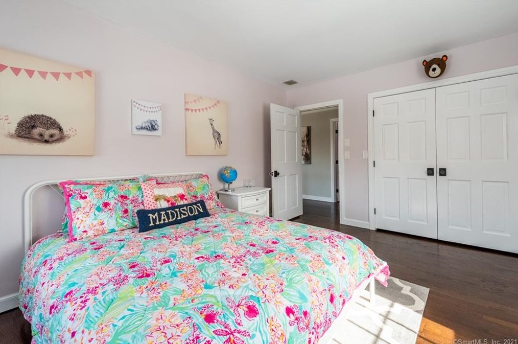 20 Hidden Springs Rd, Madison CT 06443-1670 exterior