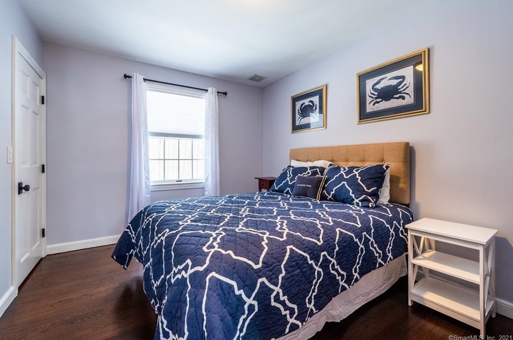 20 Hidden Springs Rd, Madison CT 06443-1670 exterior