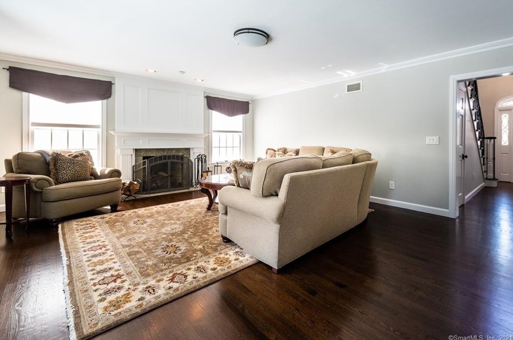 20 Hidden Springs Rd, Madison CT 06443-1670 exterior