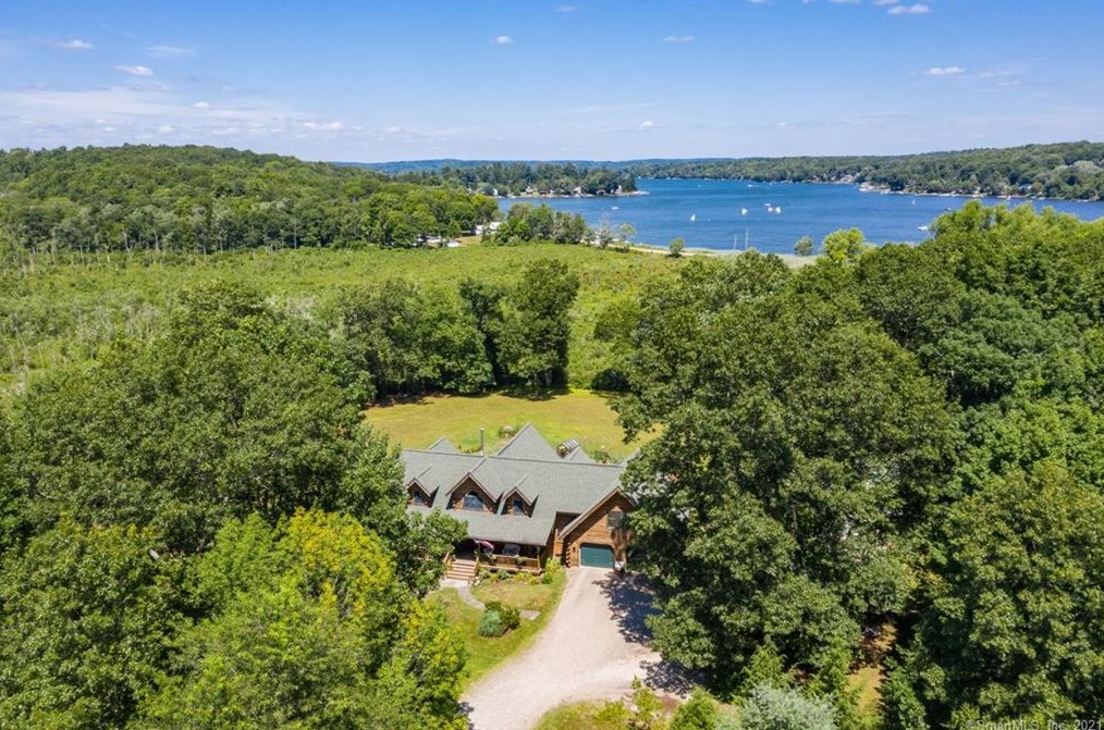 48 Lakeside Rd, Morris, CT 06763
