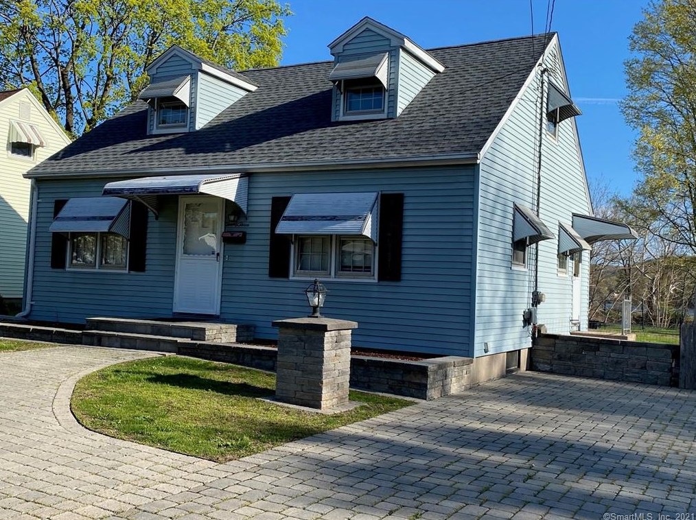 23 Cutlery Ave, Meriden, CT 06451-5111