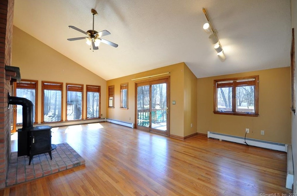25 Timothy Terrace, Windsor, CT 06095