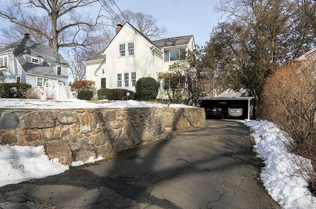 17 Sunnyside Ave, Tokeneke, CT 06820-3714