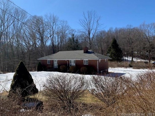 95 Peters Ln, Rockfall, CT 06481 exterior