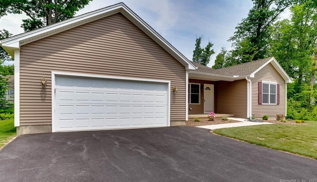 5 Sparrow Dr #5, East Windsor, CT 06088
