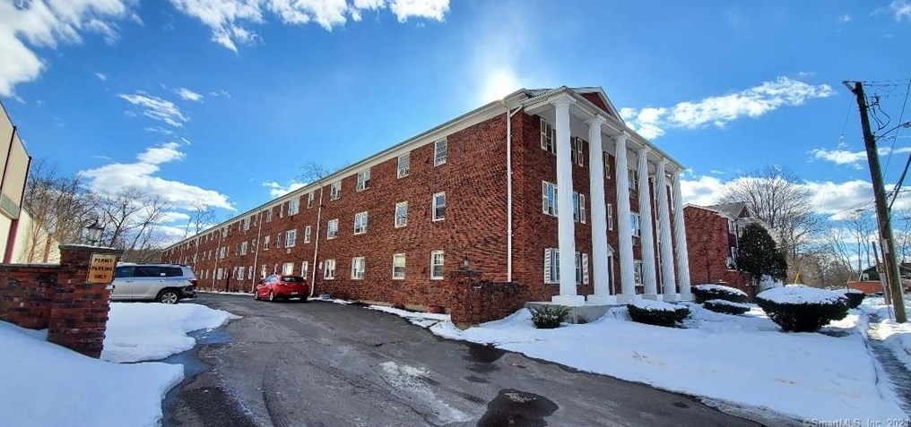 509 Burnside Ave, Hartford, CT 06108 exterior
