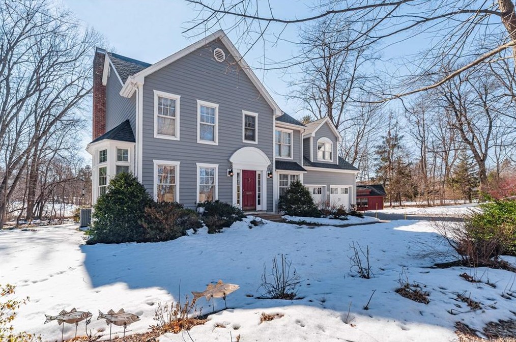 6 Carrington Ln, Farmington, CT 06032-2344