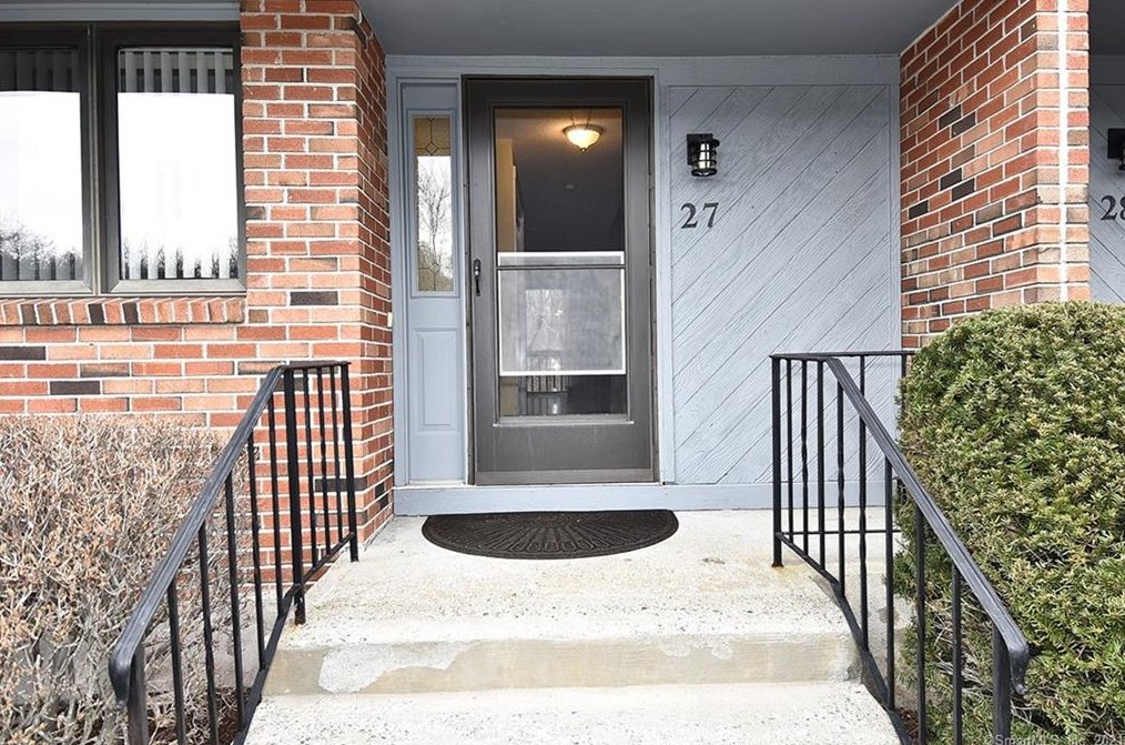 32 Upper Pattagansett Rd #27, East Lyme, CT 06333