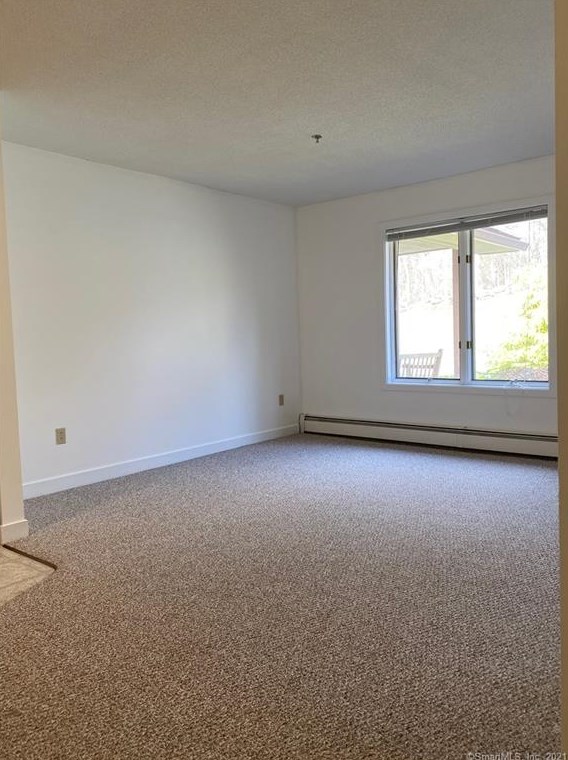 2 Chestnut Grv Apt 2, Northville, CT 06776