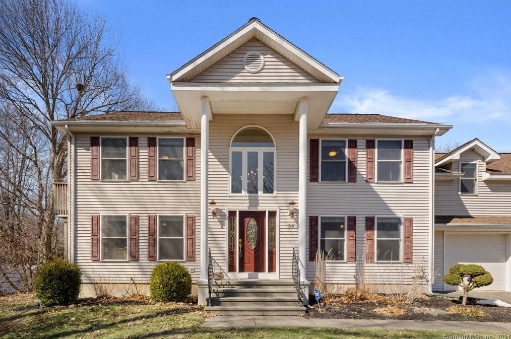 56 Bancroft Ln, Wapping, CT 06074