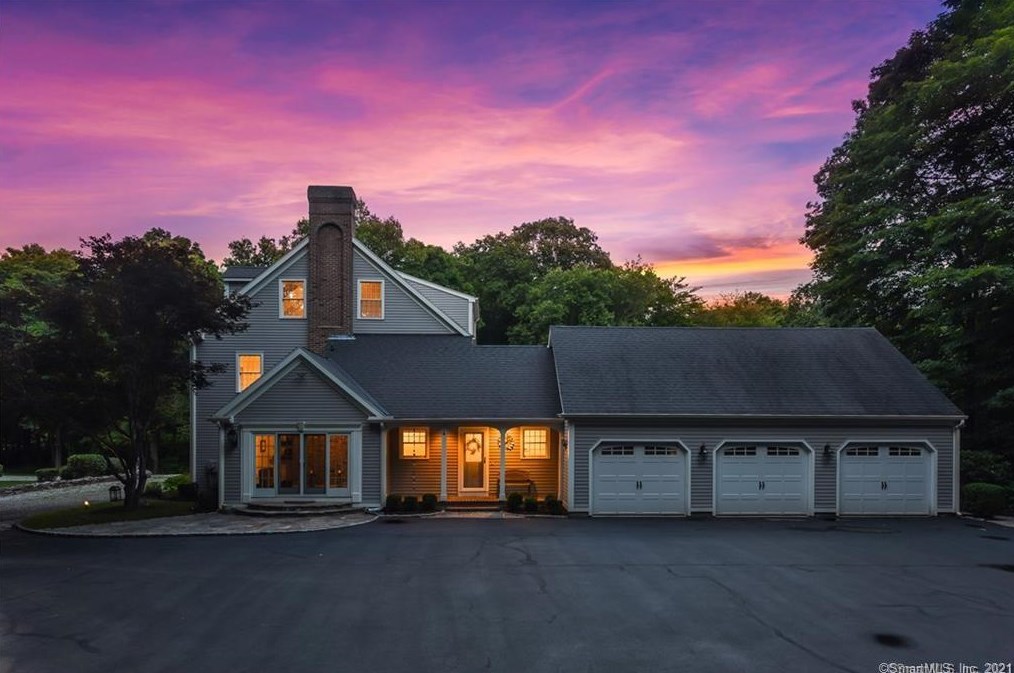 81 Greystone Way, Guilford, CT 06437-1673