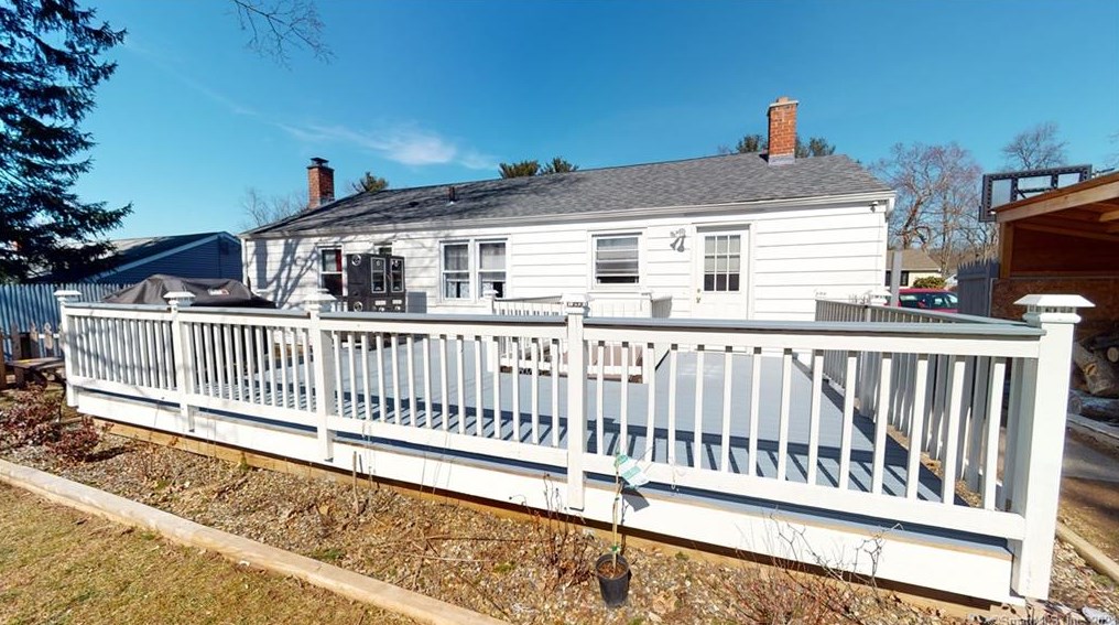 27 Burke Rd, Vernon CT 06066-2453 exterior