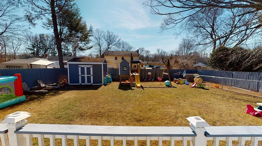 27 Burke Rd, Vernon CT 06066-2453 exterior