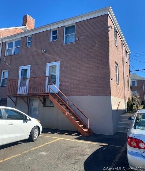 138 Seaton Rd #138, Stamford, CT 06902
