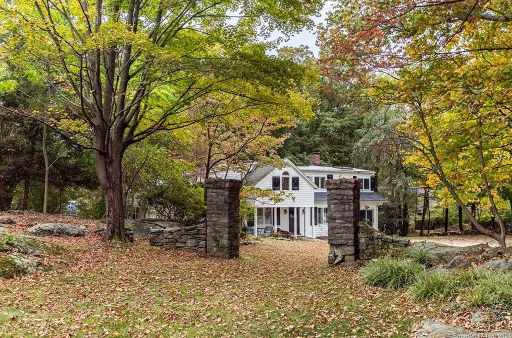 185 Compo Rd S, Westport, CT 06880