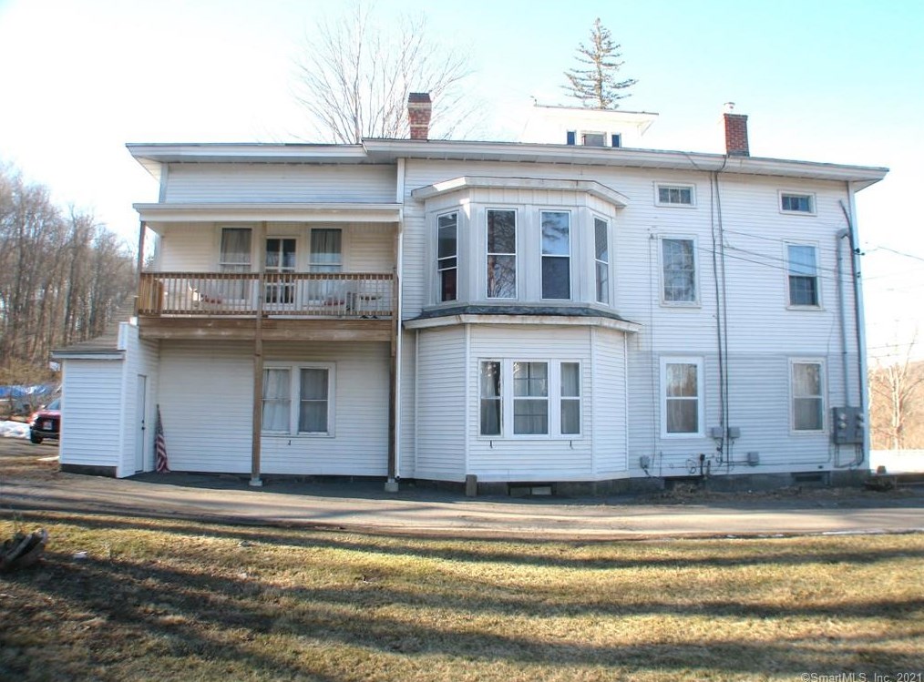 157 Prospect St, Winsted, CT 06098-1980