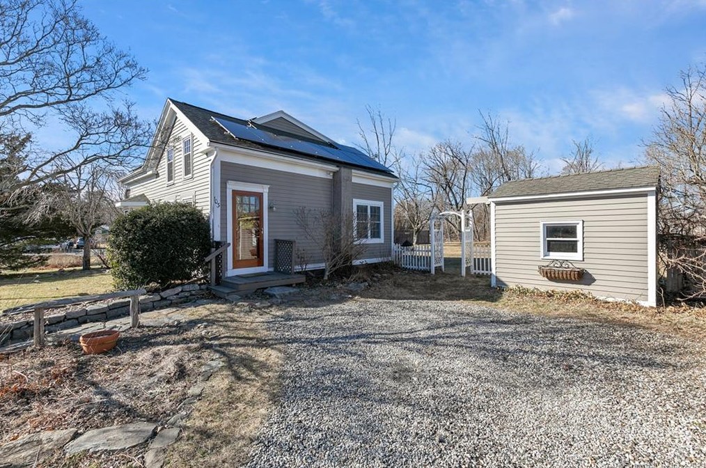 103 Cottage Rd, Madison, CT 06443-3424
