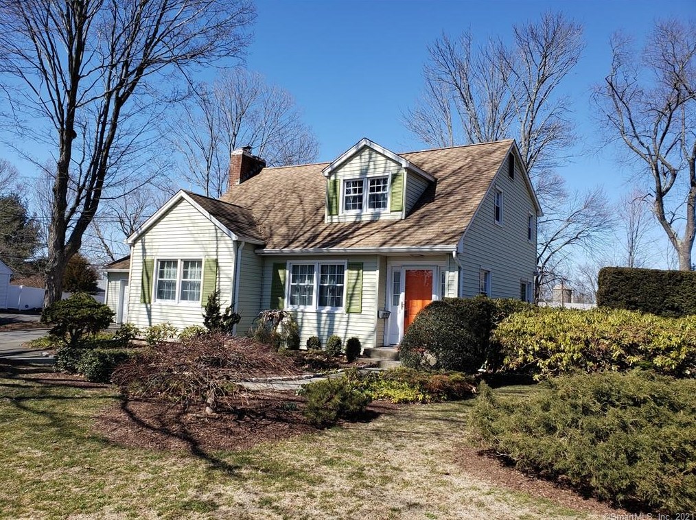 250 Cedar St, Hartford, CT 06111 exterior