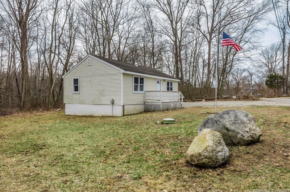 26 W Island Beach Rd, Exeter, CT 06249