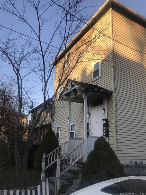 50 East St, Hartford CT  06120-2620 exterior