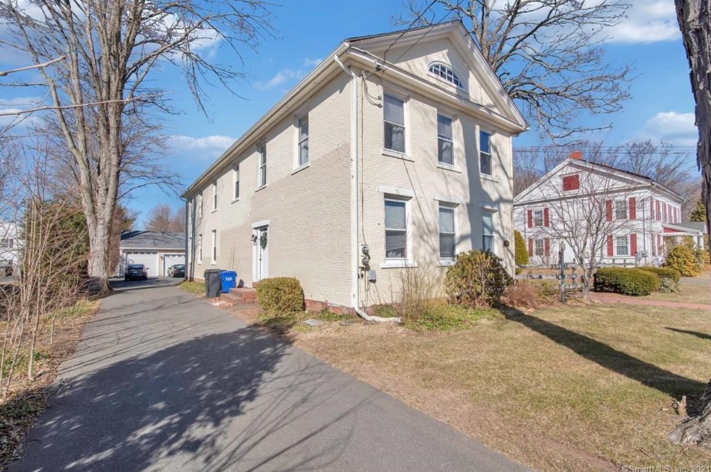 649 Main St, Somers, CT 06071
