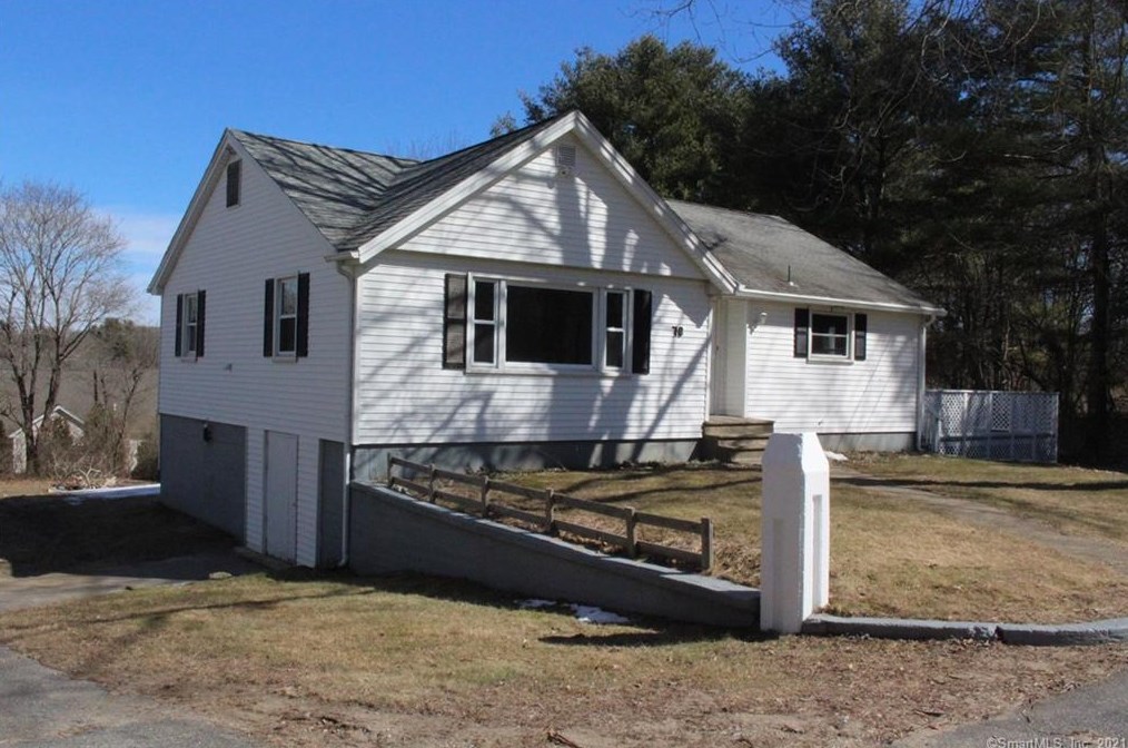 78 Canterbury Rd, Plainfield, CT 06374-1562