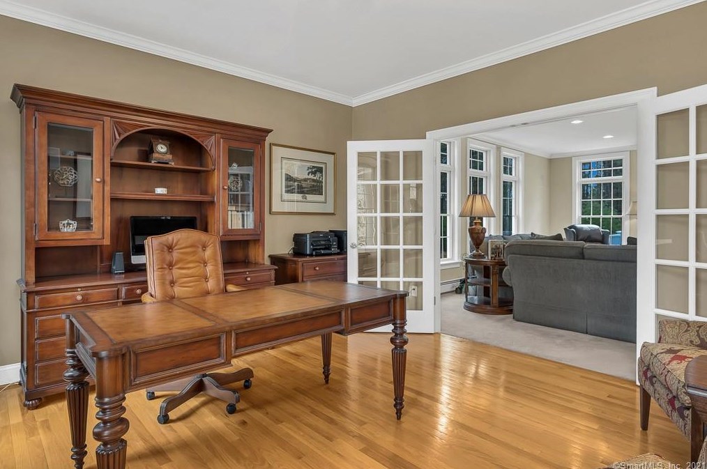 61 Sugar Bush Ln, Tolland CT 06084-2166 exterior