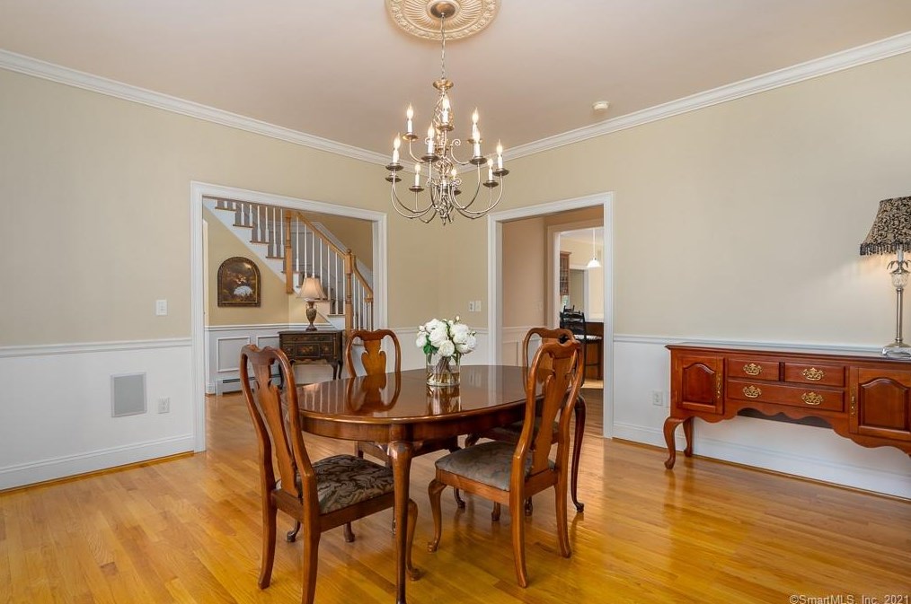 61 Sugar Bush Ln, Tolland CT 06084-2166 exterior