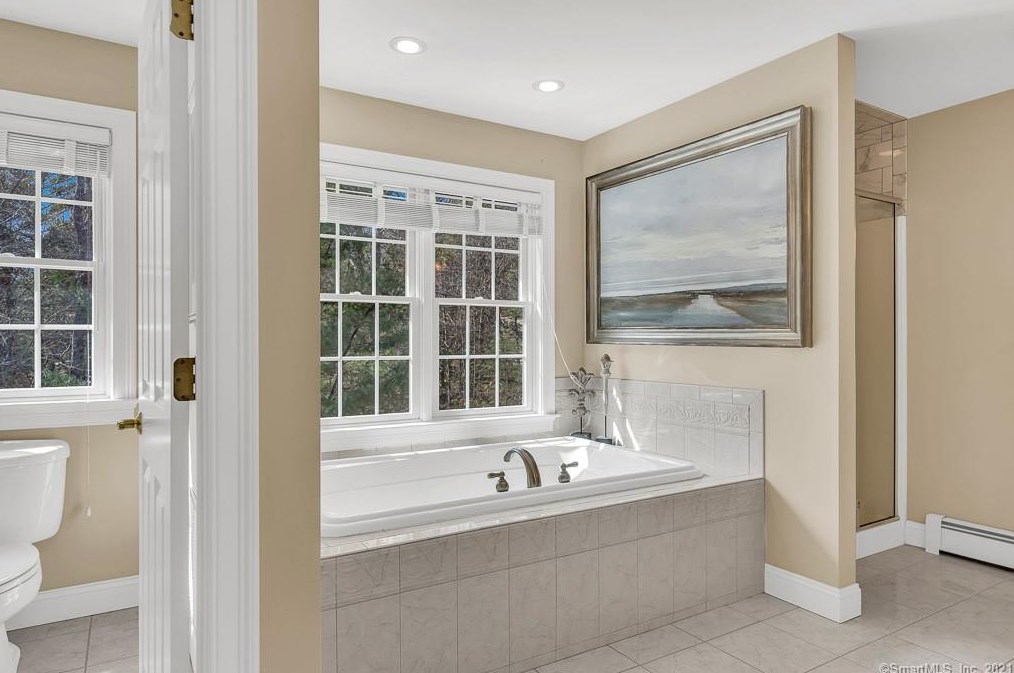 61 Sugar Bush Ln, Tolland CT 06084-2166 exterior