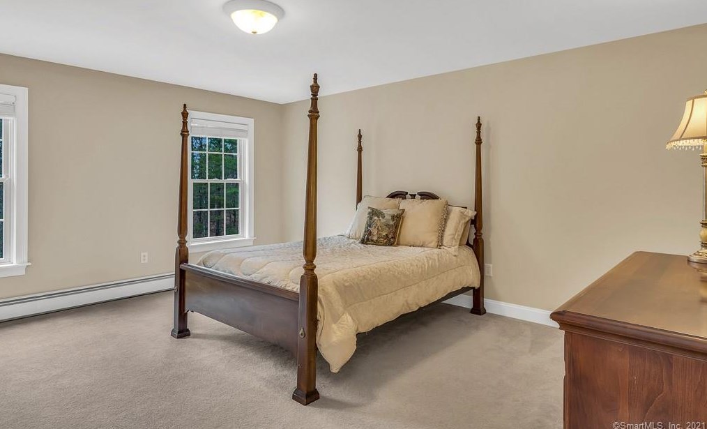 61 Sugar Bush Ln, Tolland CT 06084-2166 exterior