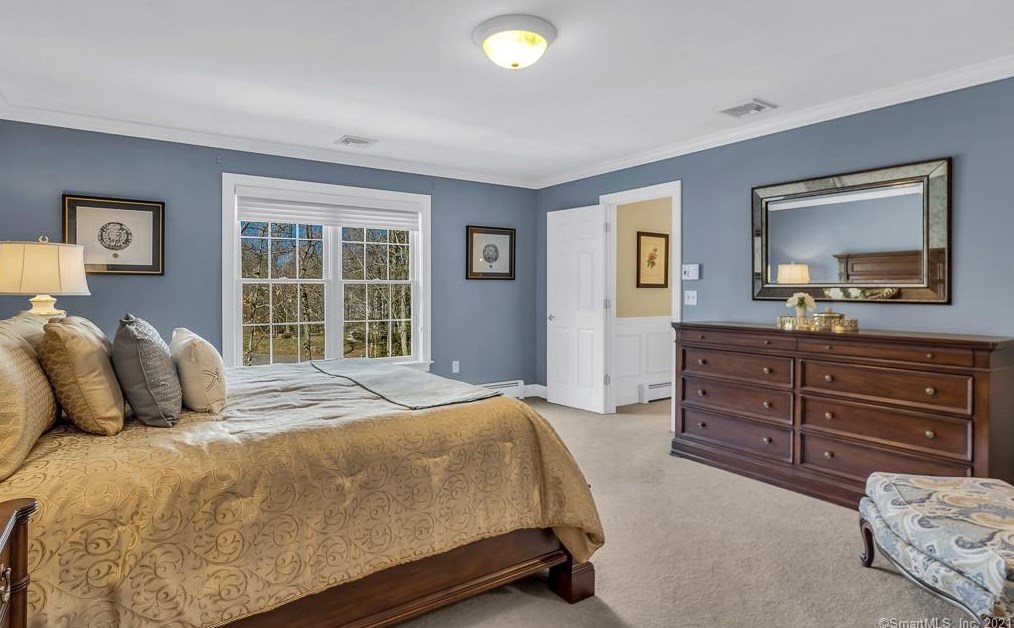 61 Sugar Bush Ln, Tolland CT 06084-2166 exterior