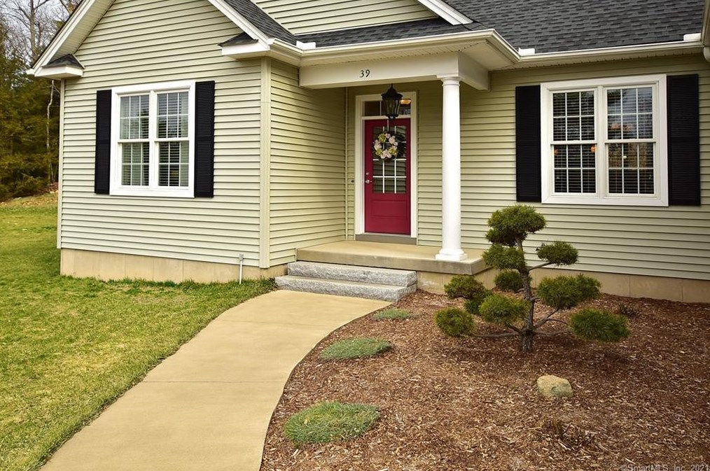 39 Racker Rd, Stafford, CT 06076-3627