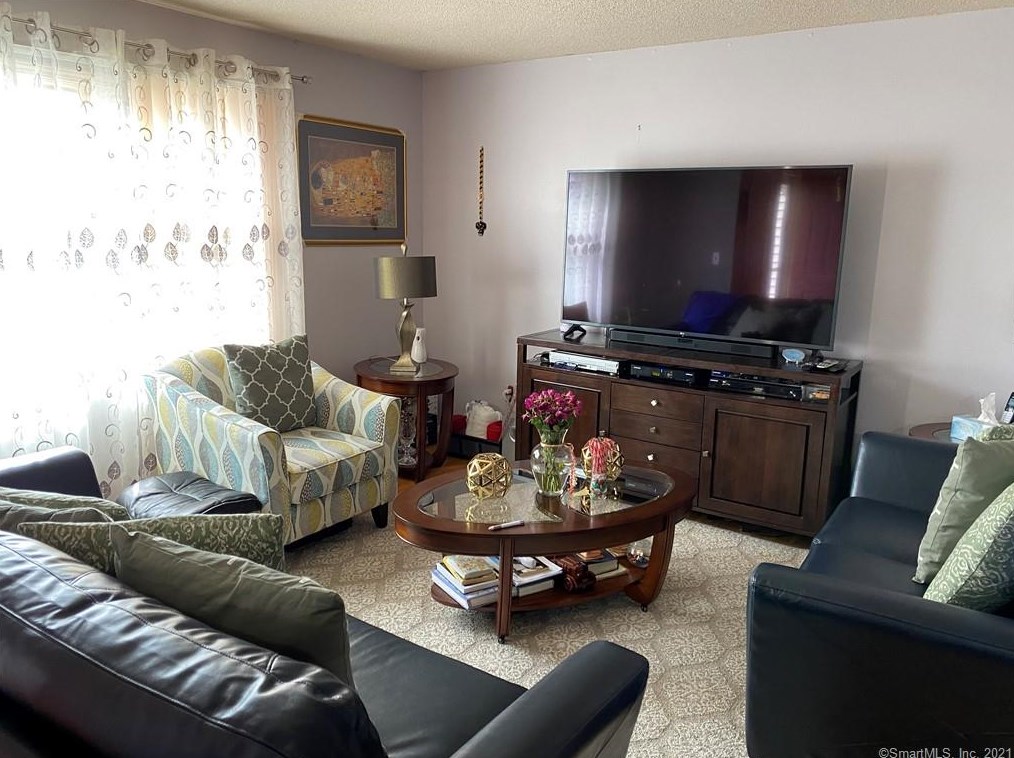 200 Beechwood Ave #d, Bridgeport, CT