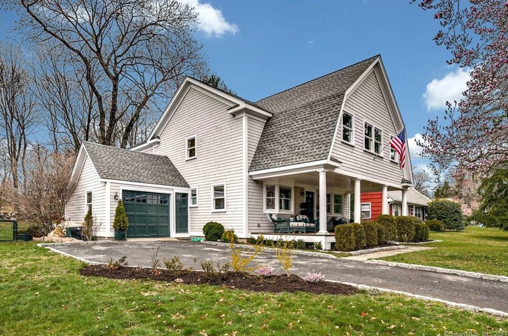 38 Edgerton St, Tokeneke, CT 06820-4106