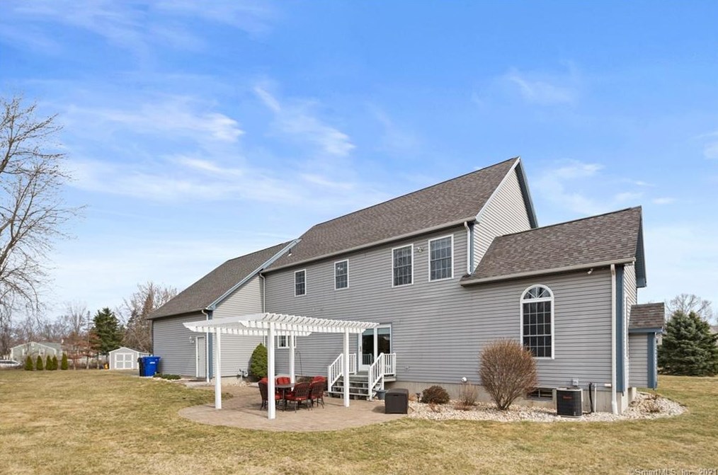 16 Joseph Farm Rd, East Windsor, CT 06016