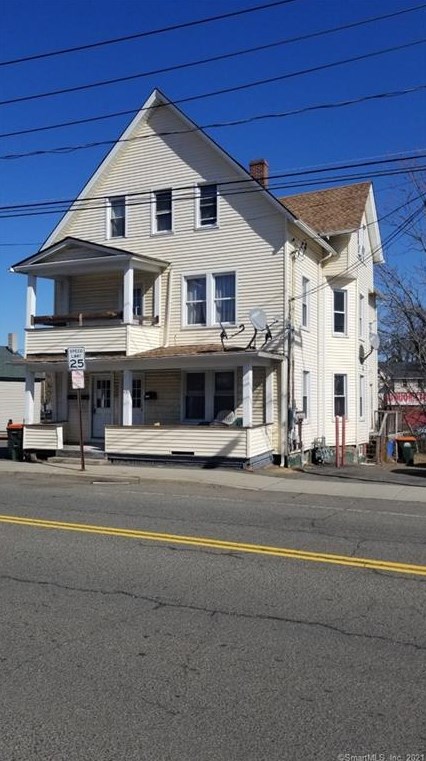 433 Colony St, Meriden CT  06451-2051 exterior