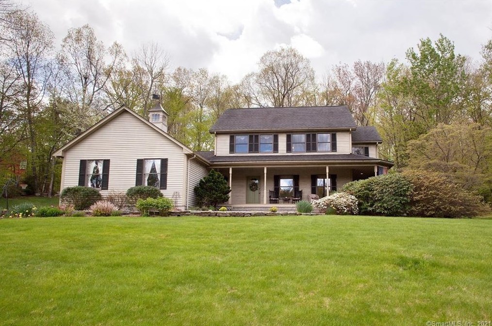 3 Silver Brook Ln, North-Granby, CT 06060 exterior