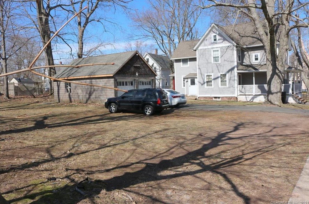 88 Woodward Ave, Middletown, CT 06457