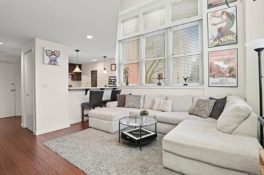 32 Pine St #11, Norwalk, CT 06854