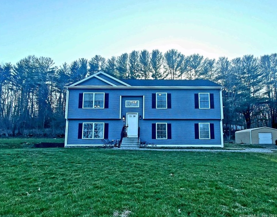 89 Mason Rd, Brooklyn, CT 06234-2426