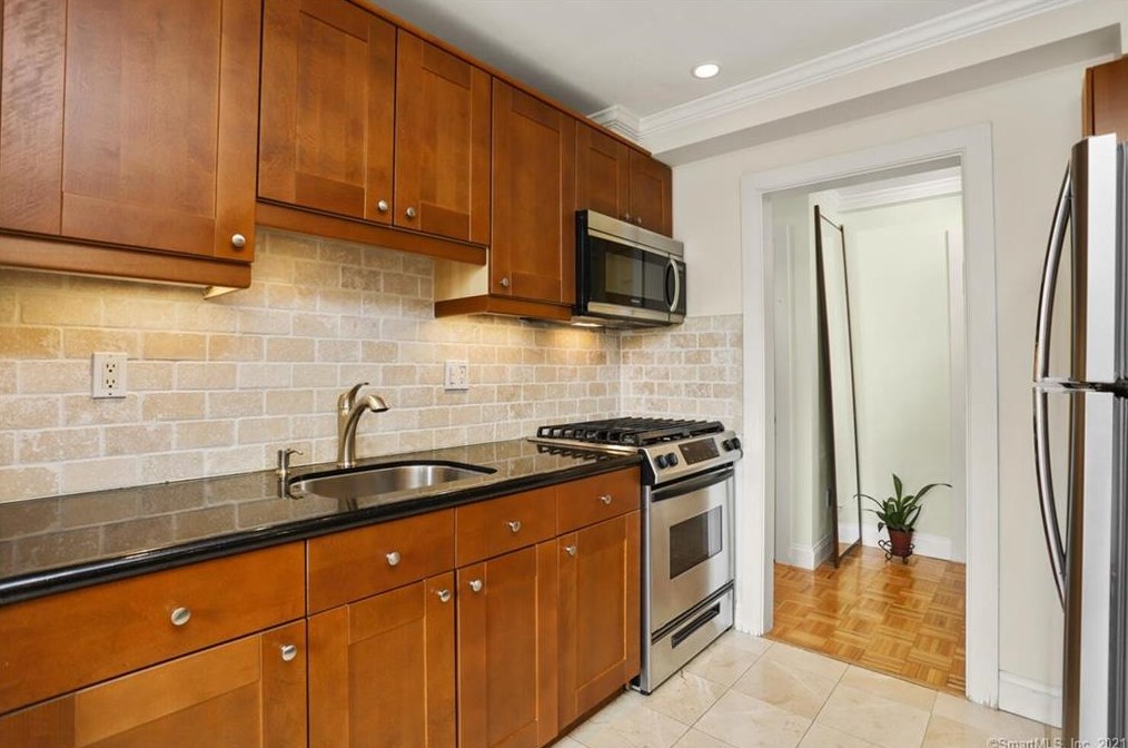 54 W North St #415, Stamford, CT 06902