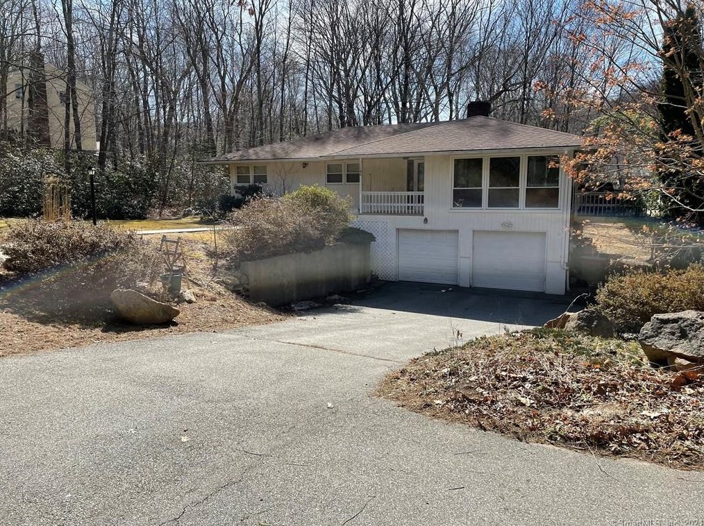 186 Chesterfield Rd, East Lyme, CT 06333