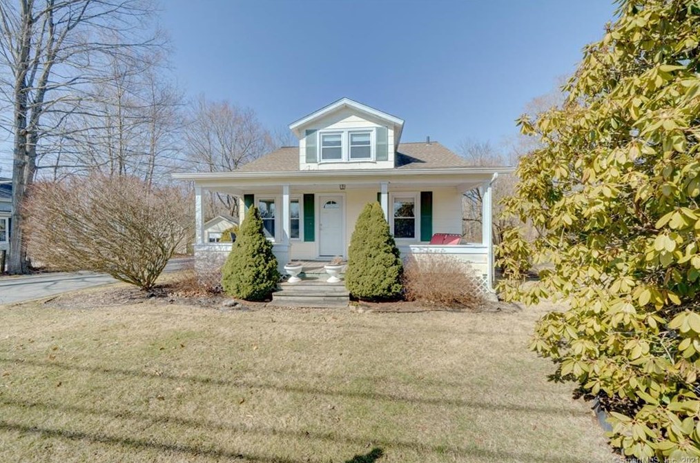 15 Wall St, Hebron, CT 06248