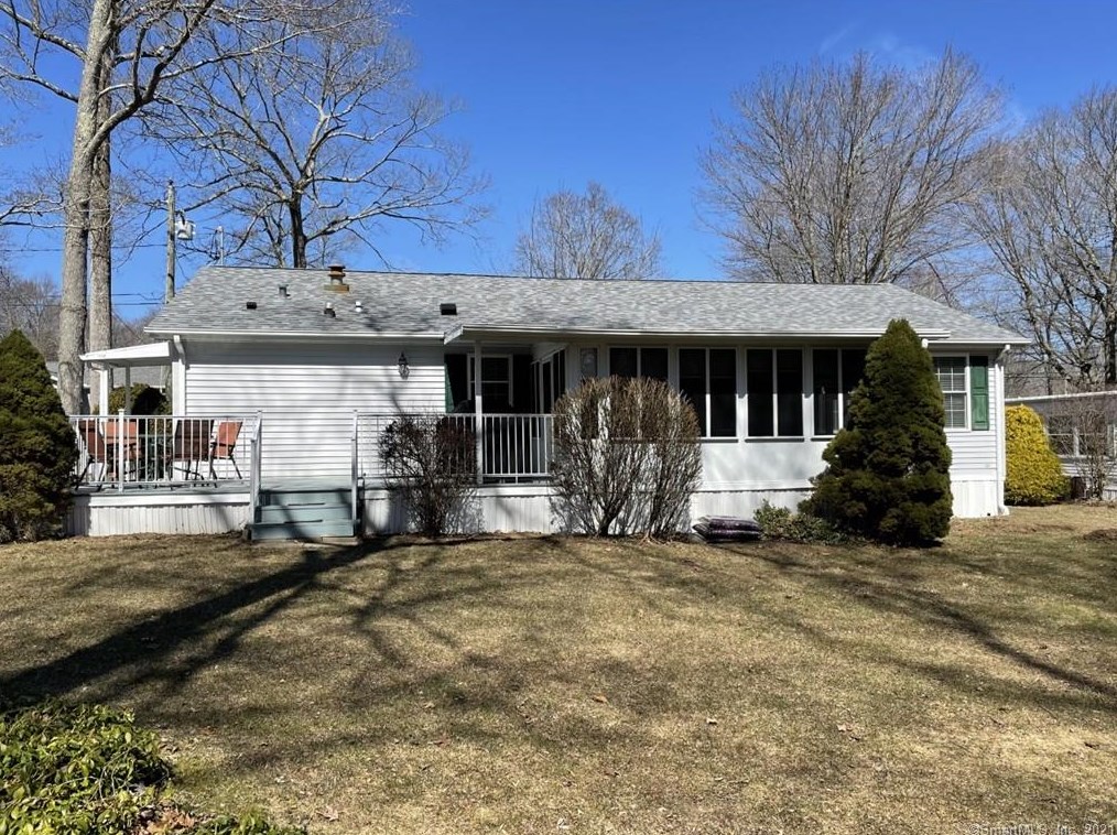 8 Whitewood Rd, Deep River, CT 06419