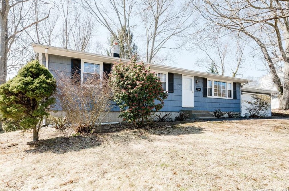 247 Pond Point Ave, Milford, CT 06460