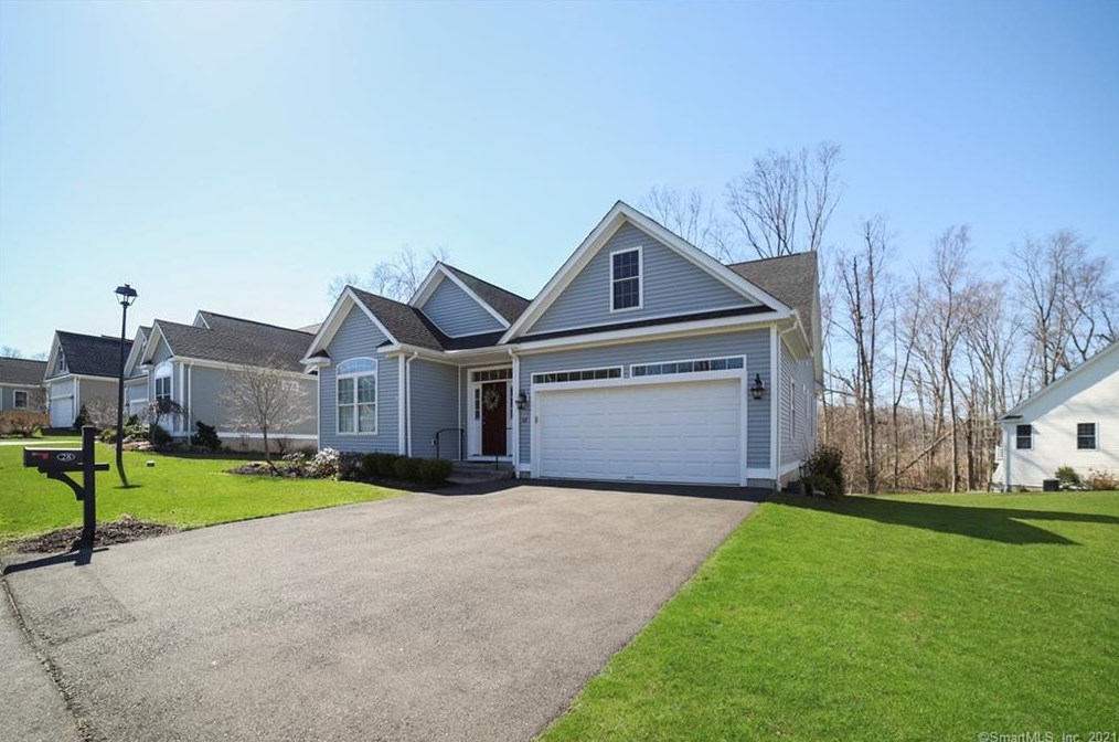 28 Riverwalk, Branford, CT 06405-3160