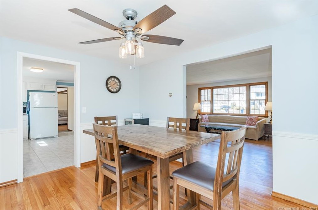 124 Huntington Dr, Vernon CT  06066-4610 exterior