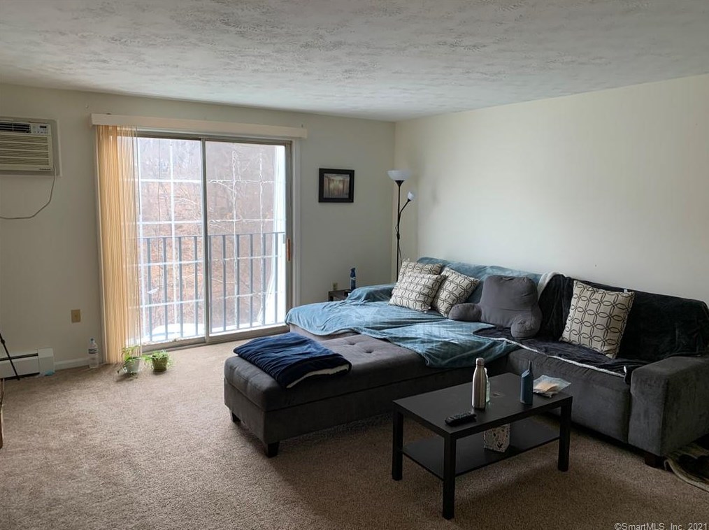 1196 Middle Turnpike W #b2, Manchester, CT 06040